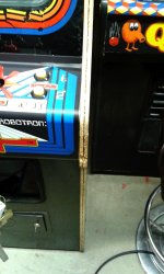 robotron_tmolding weg.jpg